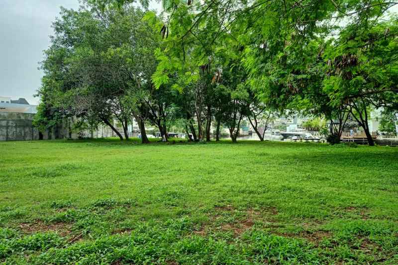 kavling kanal pantai mutiara