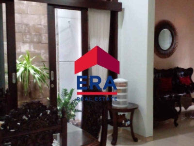 Dijual Rumah di Cilandak Jakarta Selatan Keramik ekslusif