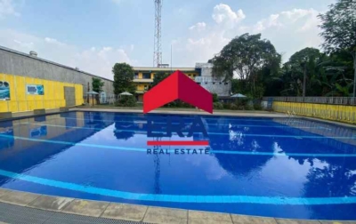 Dijual Gedung 3 Lantai Di Jl Pangkalan II Depan Perum PU Sumur Batu Kec Bantar Gebang